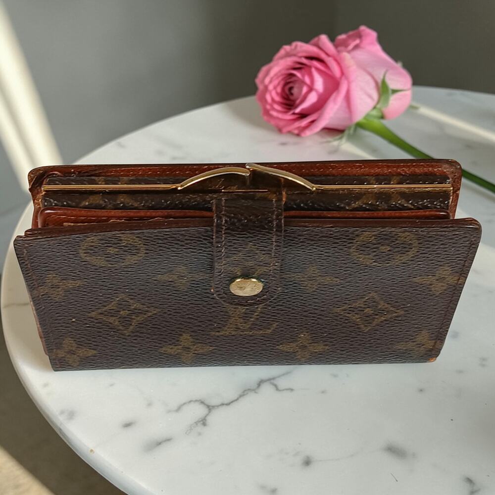 Louis Vuitton Authentic Vintage Monogram French Kisslock Wallet - Picture 4 of 15